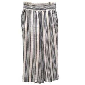 Crown & Ivy Size 1X Elastic smocked waistband navy/white striped wide leg pants